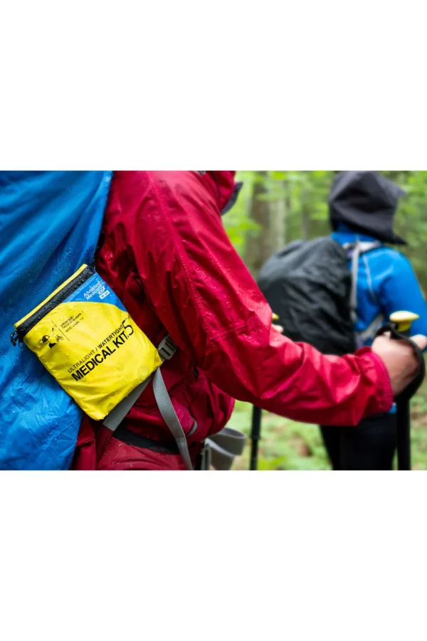 Adventure Medical Kits Ultralight / Watertight .5 First Aid Kit>Macpac Outlet