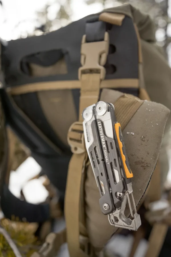 Leatherman Signal Multi-Tool>Macpac New