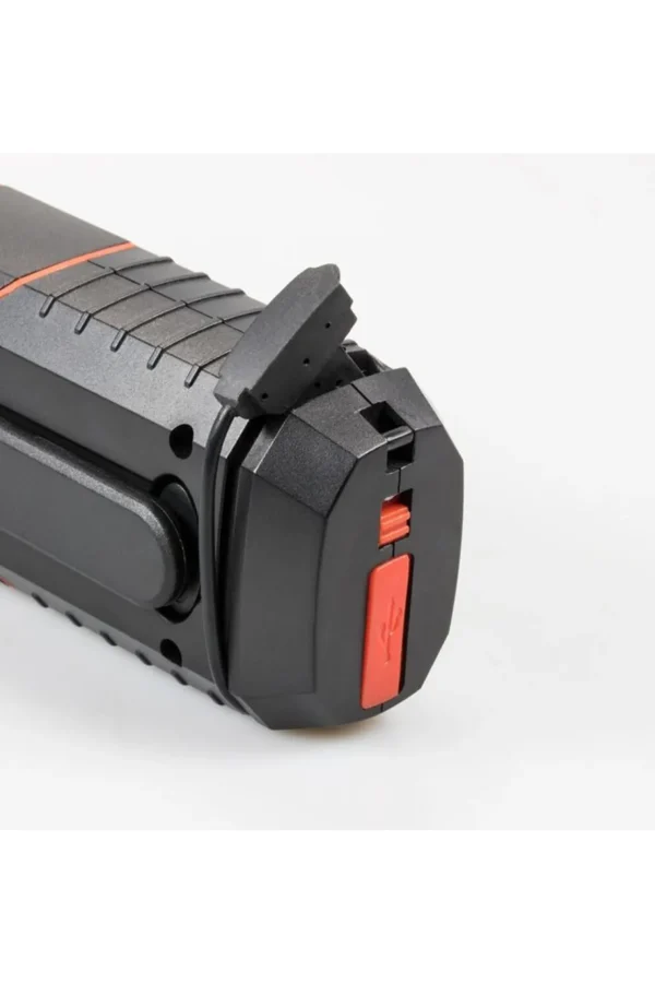 Life+Gear Stormproof Crank Light>Macpac Fashion