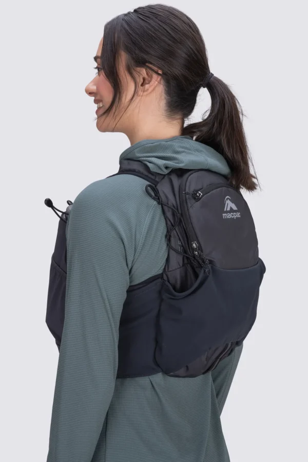 Amp Ultra 10L Running Vest>Macpac Best