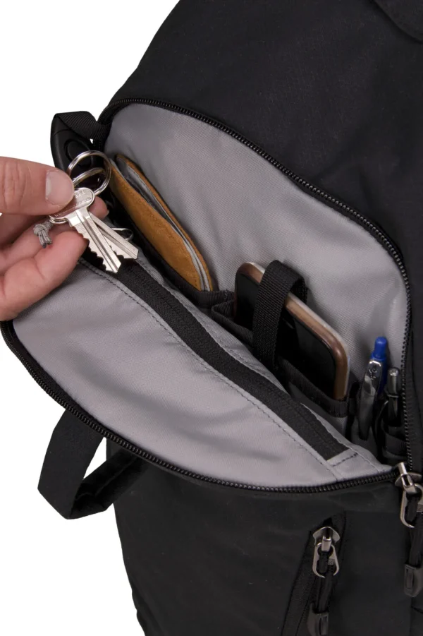 Atlas Aztec® 24L Backpack>Macpac New