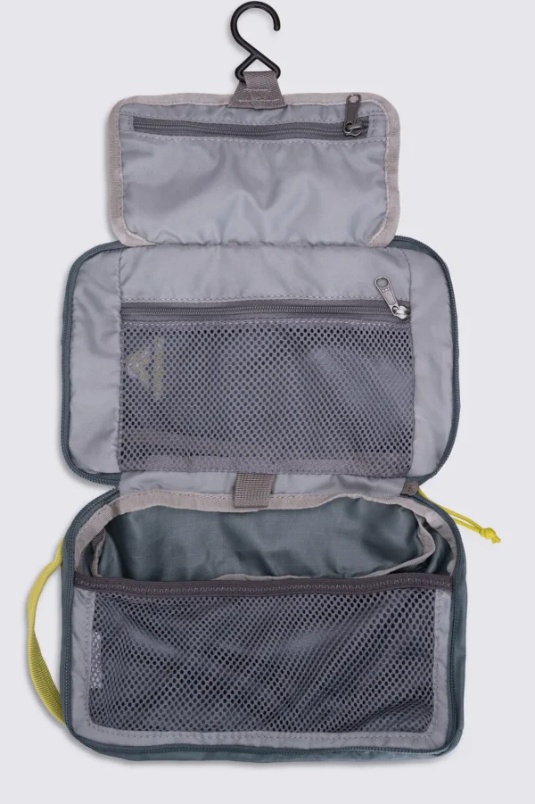 Hanging Washbag>Macpac Fashion