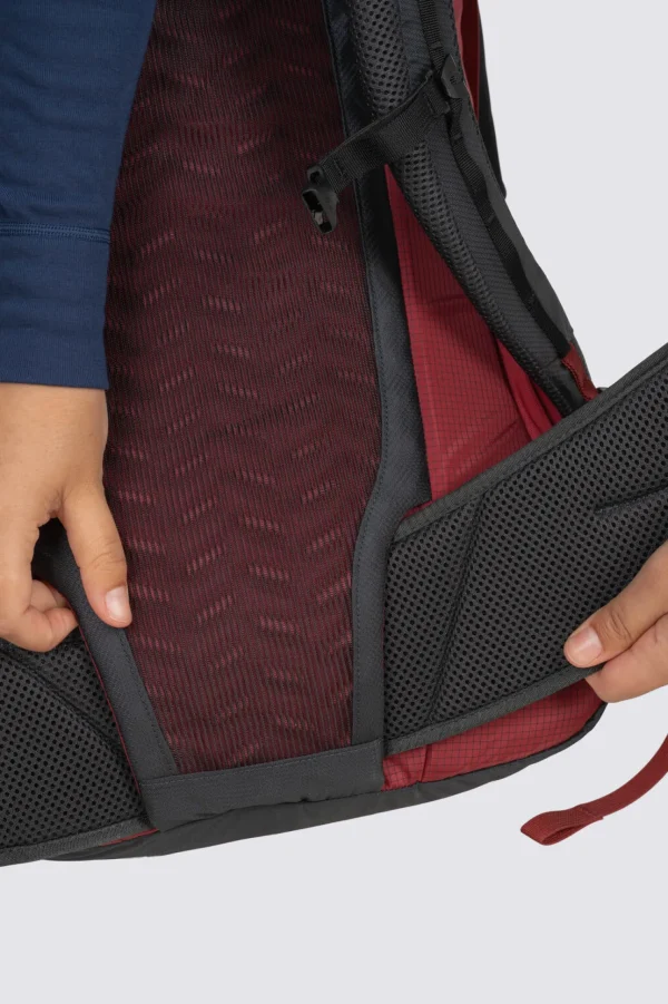Harper 50L Women'S Hiking Backpack>Macpac Flash Sale