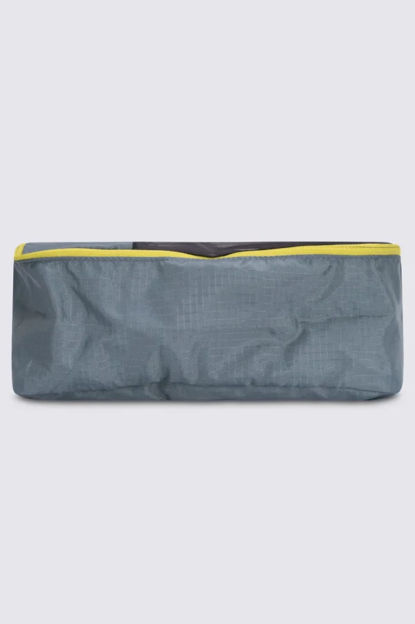 Packing Cell — Small>Macpac Fashion