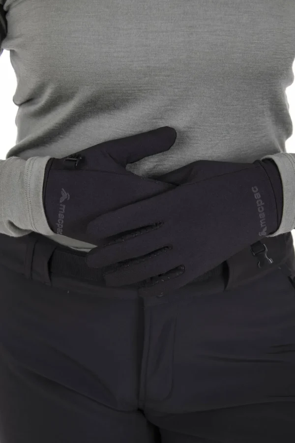 Performance Glove>Macpac Store