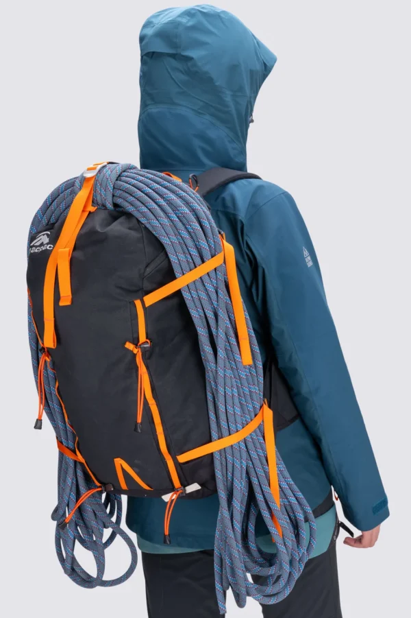 Pursuit Aztec® 40L Alpine Backpack>Macpac Discount