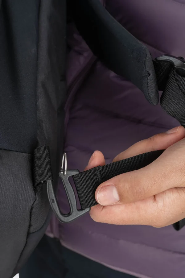 Quest 23L Backpack>Macpac Shop