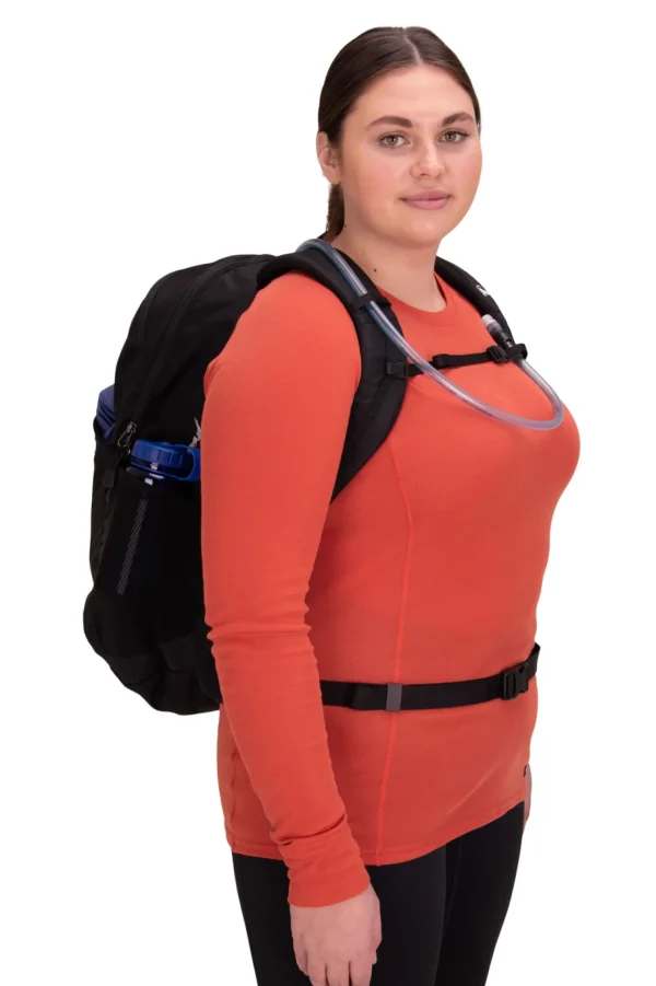 Rapaki 28L Backpack>Macpac Flash Sale