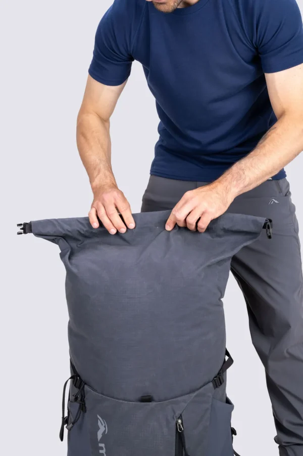 Te Araroa 60L Hiking Backpack>Macpac Flash Sale