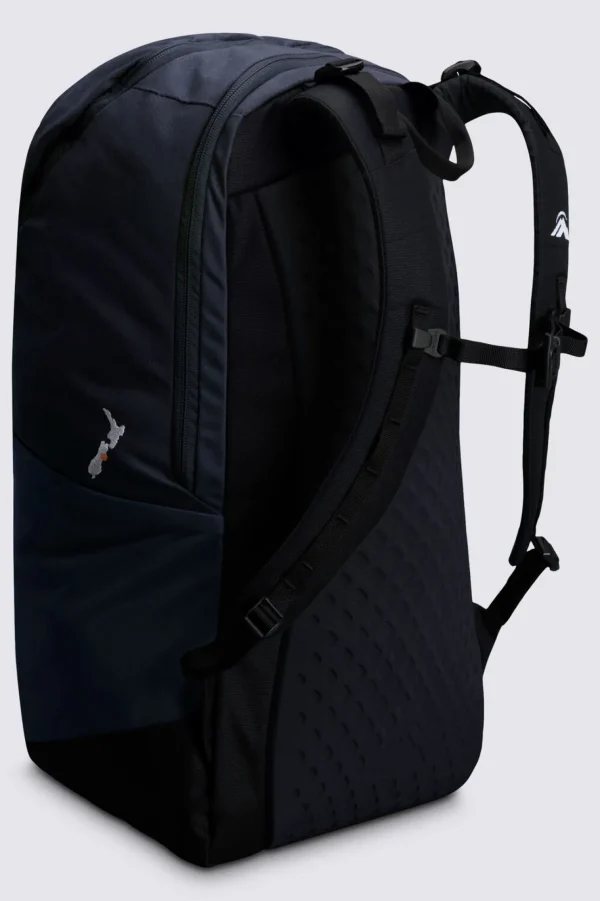 Tira 28L Backpack>Macpac Sale