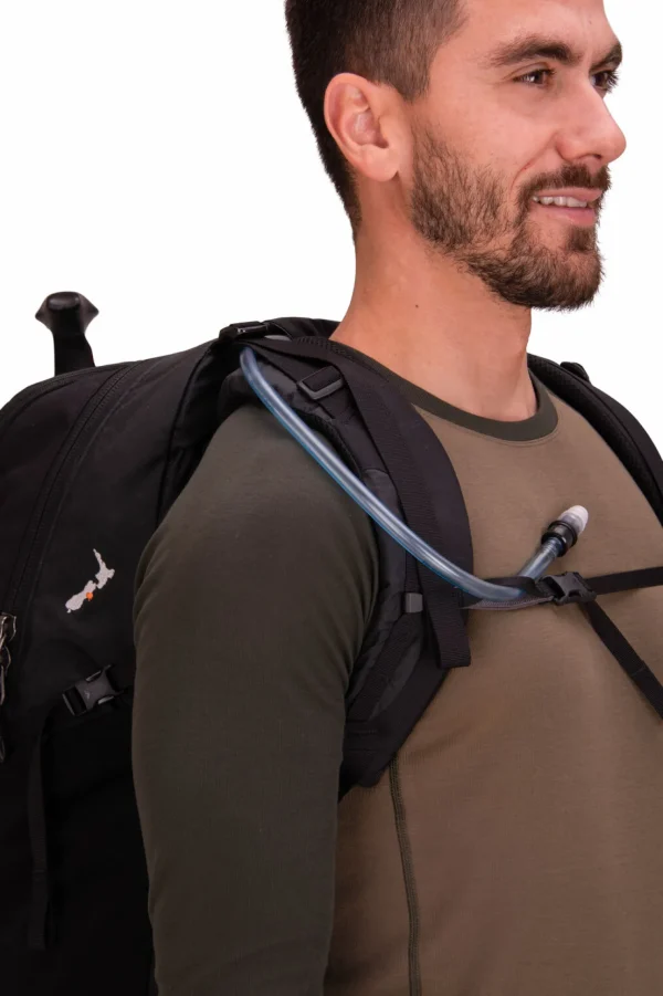 Voyager 35L Backpack>Macpac Clearance
