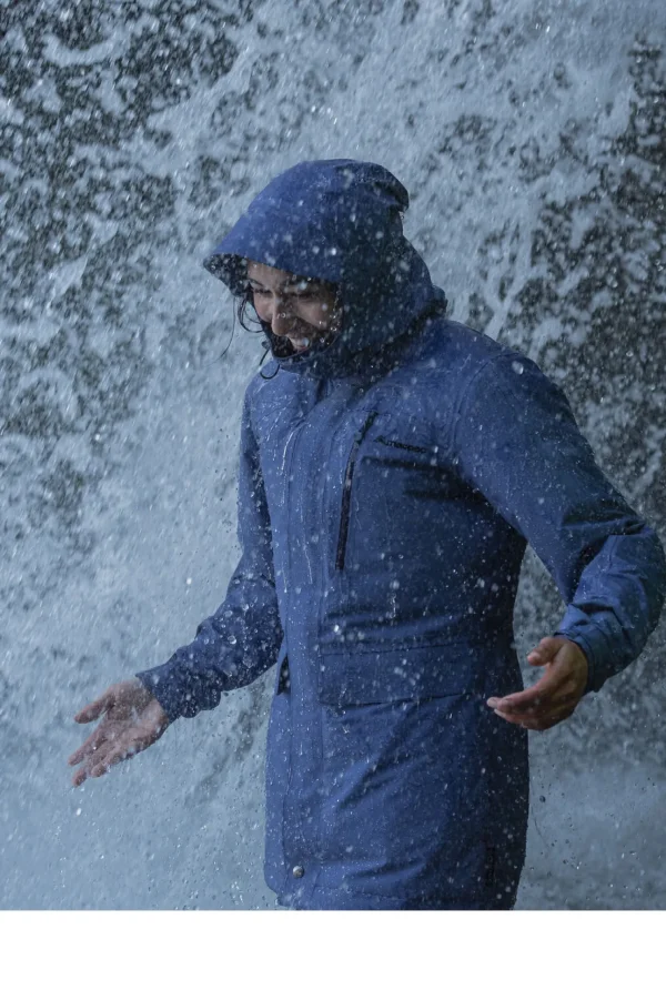 Women'S Resolution Raincoat>Macpac Flash Sale