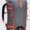 Nzat Pursuit 40L V3>Macpac Clearance