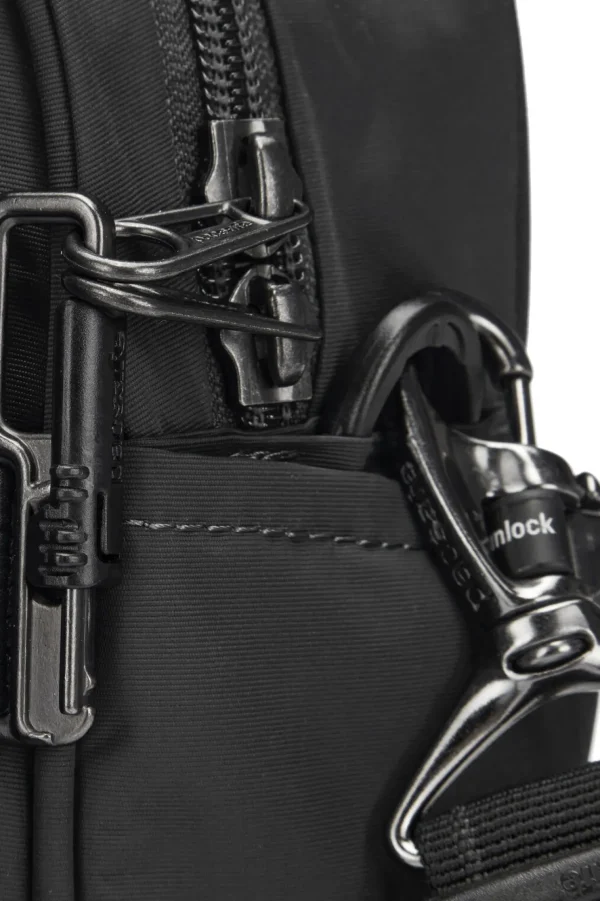 Pacsafe Metrosafe Ls200 Crossbody>Macpac Hot