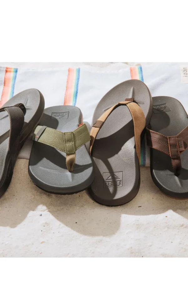 Reef® Men'S Cushion Phantom Thongs>Macpac Clearance