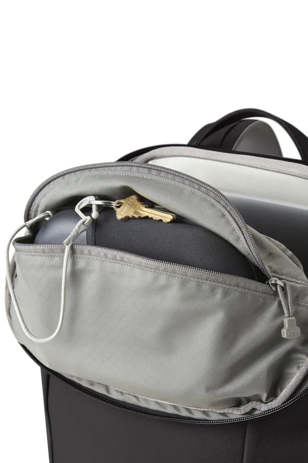 Yeti® Crossroads® 22L Backpack>Macpac New