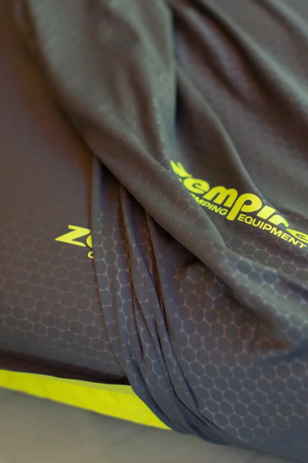 Zempire Chill-Pill Self Inflating V2 Pillow>Macpac Sale